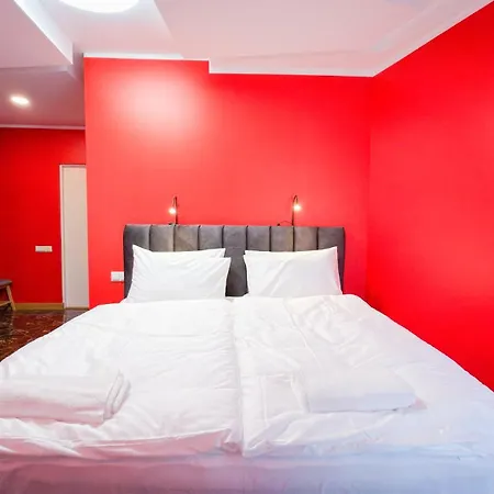 White Palace 3*