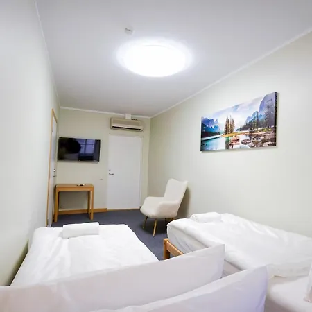 White Palace 3*