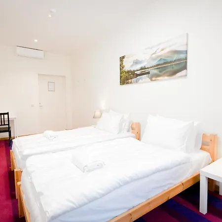 White Palace Hotel